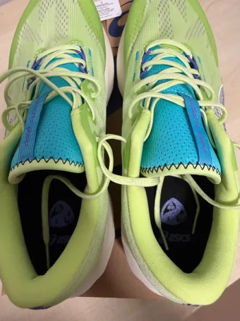 Asics Novablast 5 TR bike de segunda mano — imagen 6 de 14
