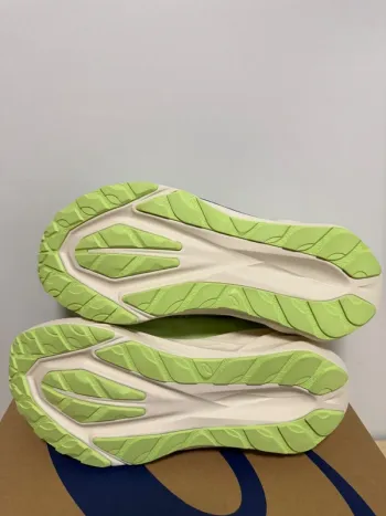 Asics Novablast 5 TR bike de segunda mano — imagen 10 de 14