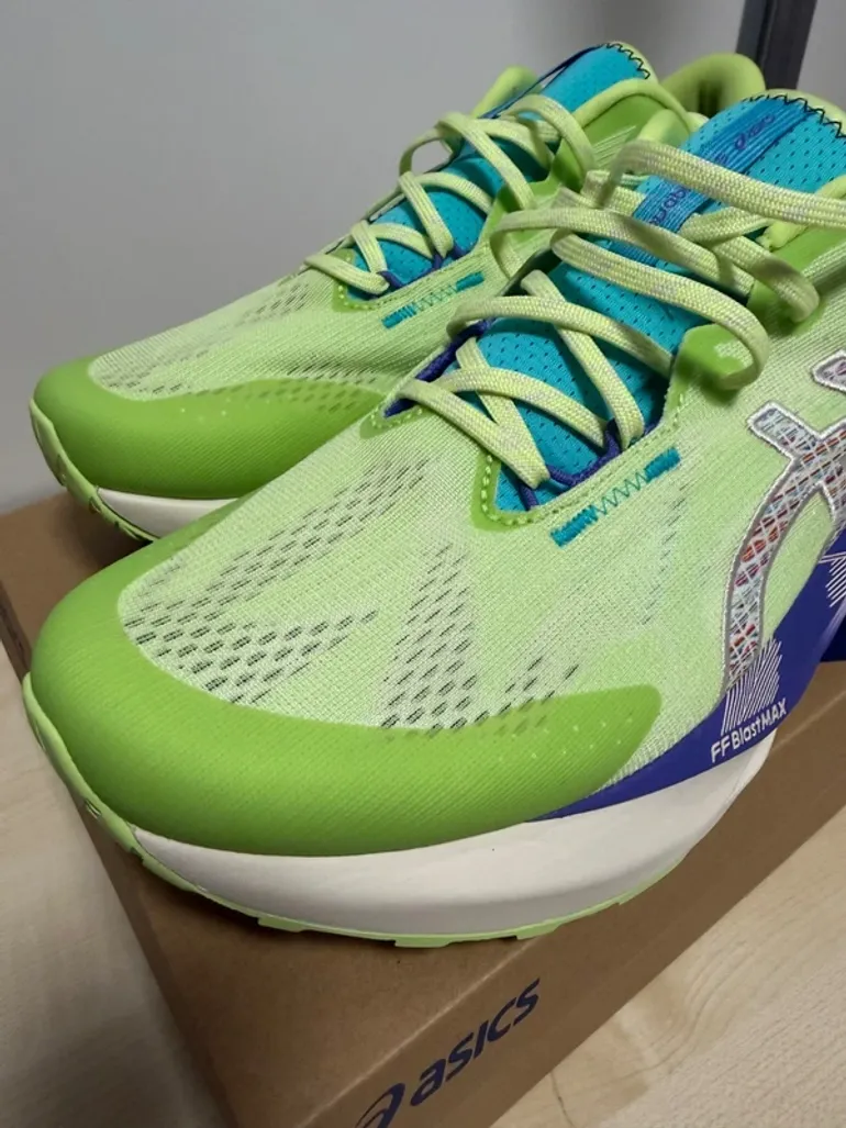 Asics Novablast 5 TR bike de segunda mano — imagen 7 de 14