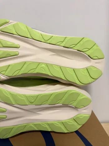 Asics Novablast 5 TR bike de segunda mano — imagen 11 de 14