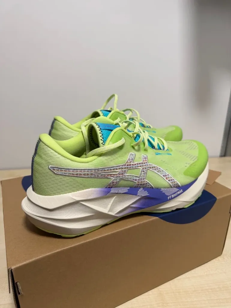 Asics Novablast 5 TR bike de segunda mano — imagen 2 de 14