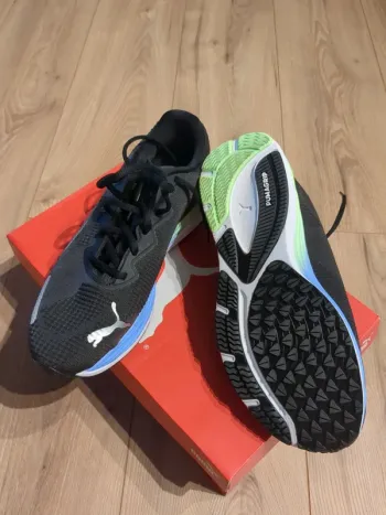 Used Puma Running Shoes bike — image 3 of 5