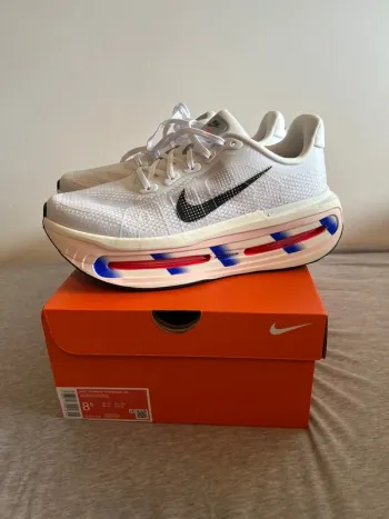 Used Premium Vomero Running Shoes