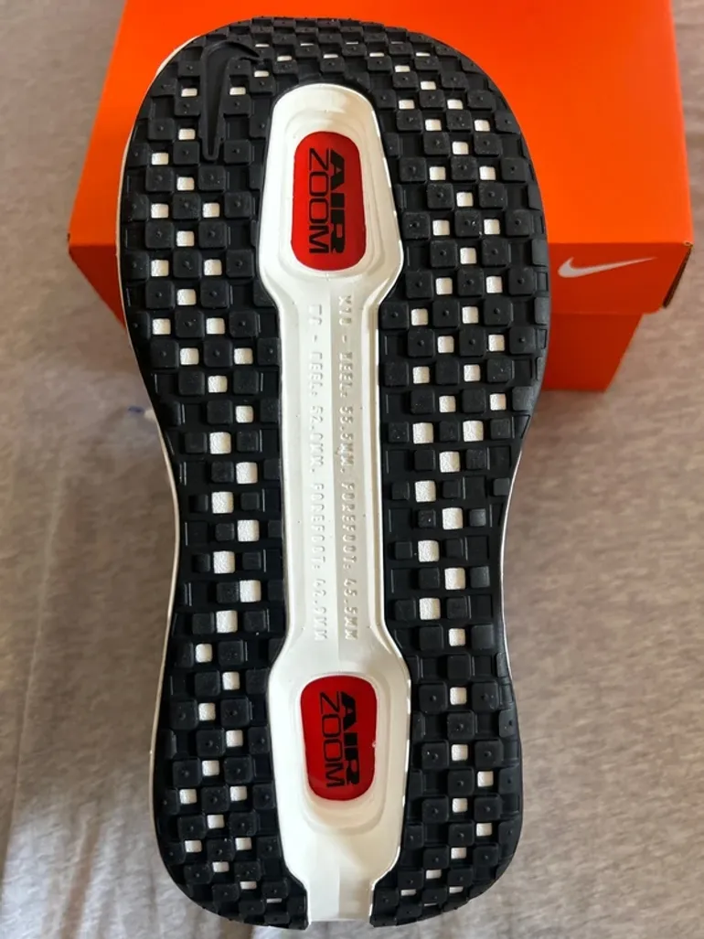 Used Premium Vomero bike — image 8 of 8