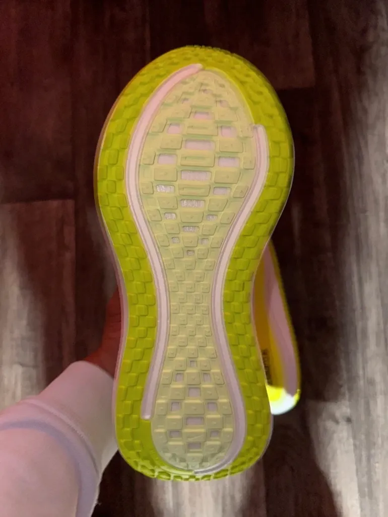 Used New Balance Vomero Plus bike — image 3 of 7