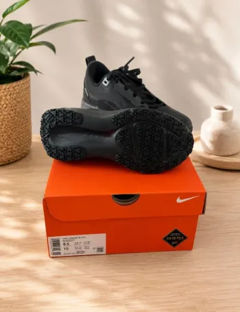 Gebrauchtes Nike Vomero 18 Gore-Tex bike — Bild 2 von 3