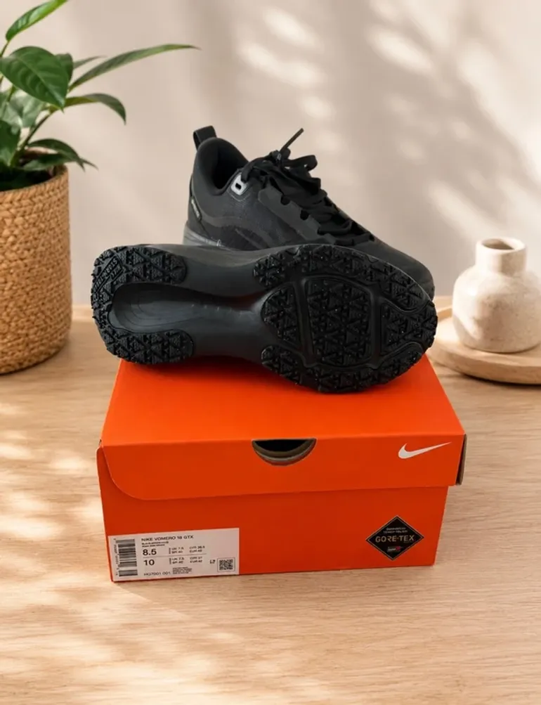Gebrauchtes Nike Vomero 18 Gore-Tex bike — Bild 2 von 3