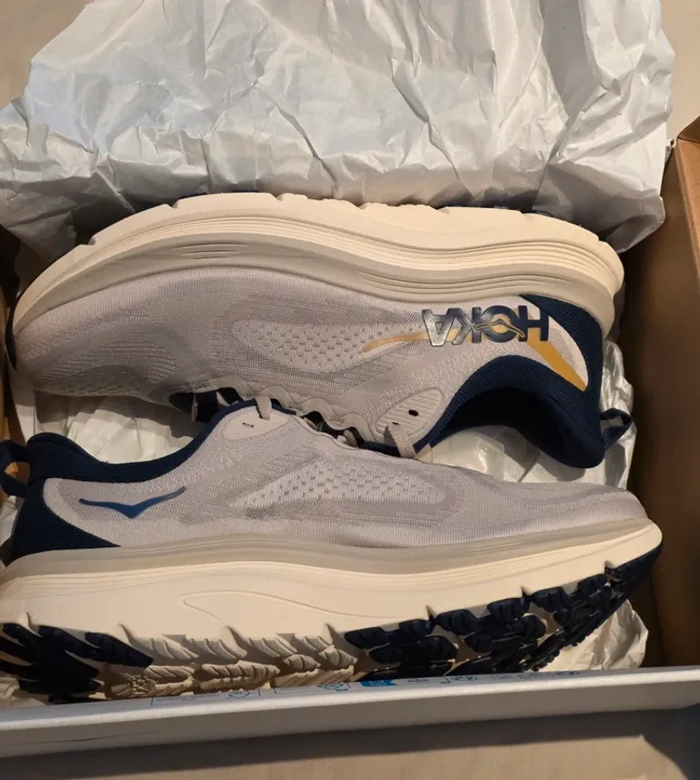 Hoka sneakers bike d'occasion — image 10 sur 11