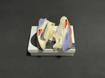 Used Nike Alphafly 3 bike — image 5 of 15