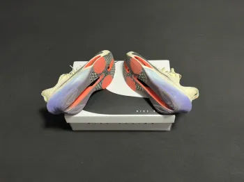 Used Nike Alphafly 3 bike — image 9 of 15