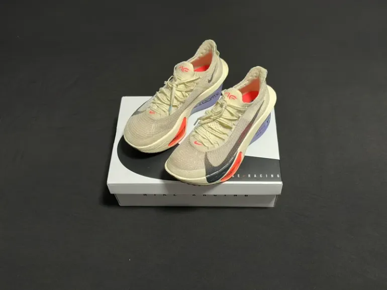 Used Nike Alphafly 3 bike — image 2 of 15