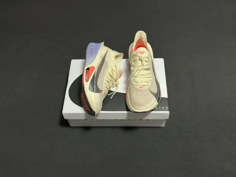 Used Nike Alphafly 3 bike — image 4 of 15