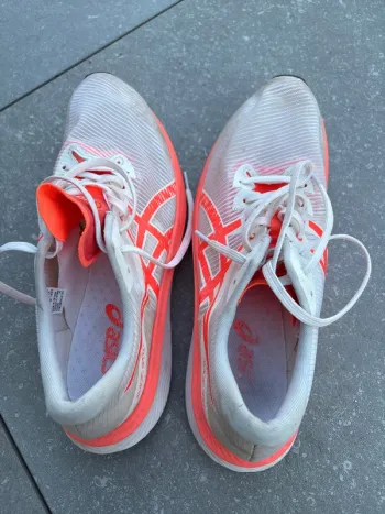 Used Asics Magic Speed bike — image 4 of 6