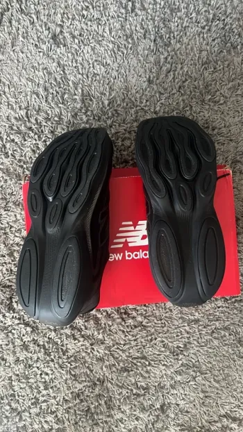 Used New Balance Ellipse V1 bike — image 8 of 9