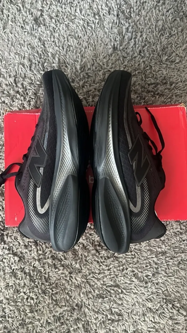 Used New Balance Ellipse V1 bike — image 5 of 9