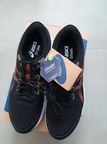 Used Asics Running Shoes Running Shoes