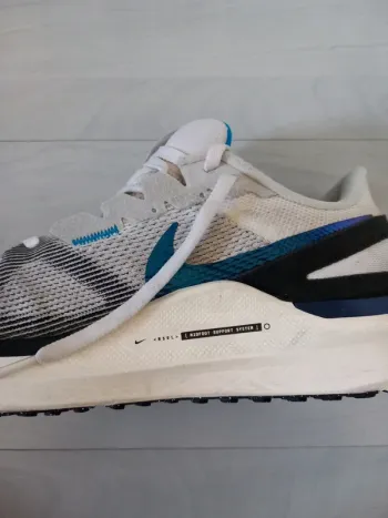 Used Nike Air Zoom Structure 25 bike — image 10 of 14