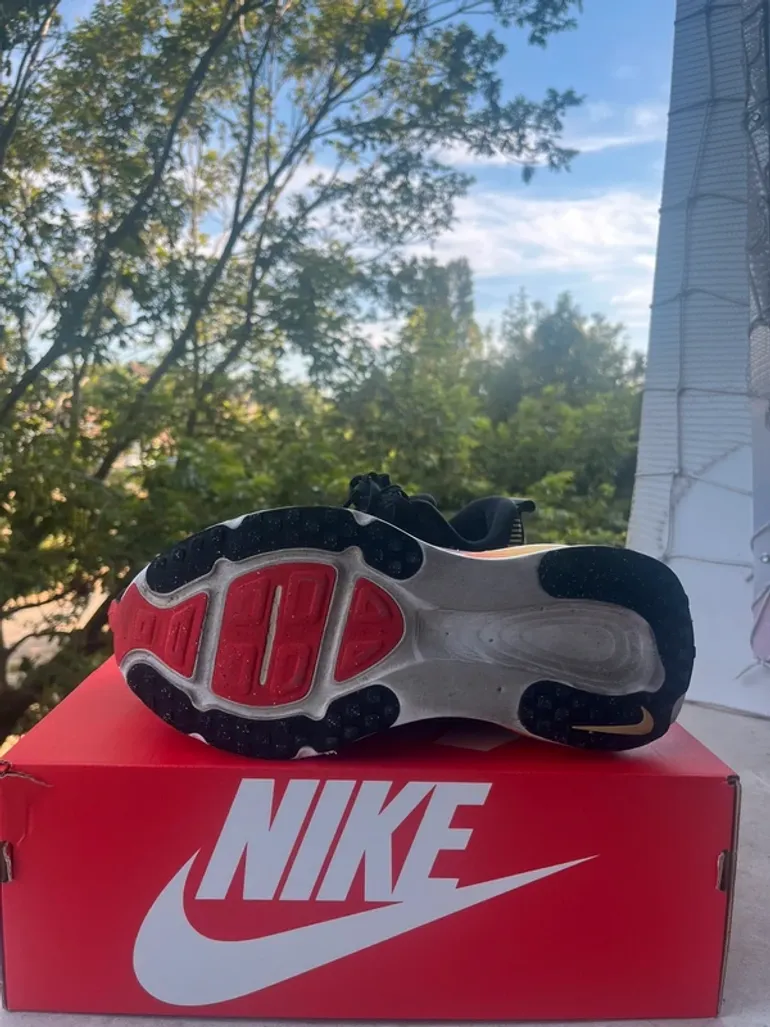 Używany Nike Vomero 18 bike — zdjęcie 5 z 6
