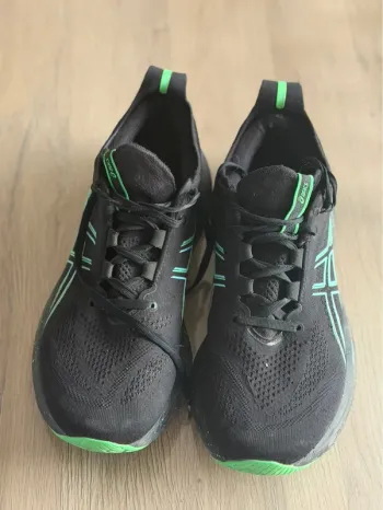 Używany Asics Gel Nimbus 26 bike — zdjęcie 8 z 10