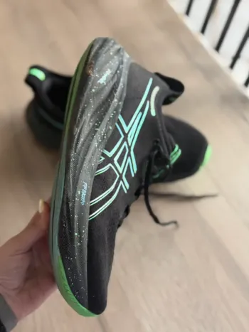 Używany Asics Gel Nimbus 26 bike — zdjęcie 6 z 10