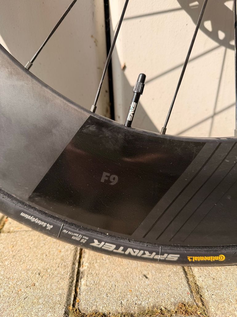 Used Ffwd F9 bike — image 2 of 4