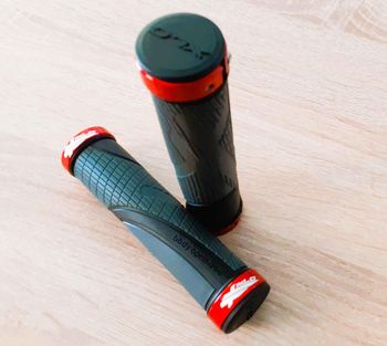Xlc, grips