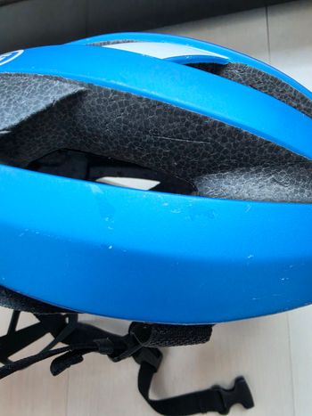 Used ABUS Viantor Helmet bike — image 7 of 8