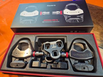 Używany Favero ASSIOMA PRO RL-2 Dual-Sided Power Meter Pedals Drivetrain & Pedals