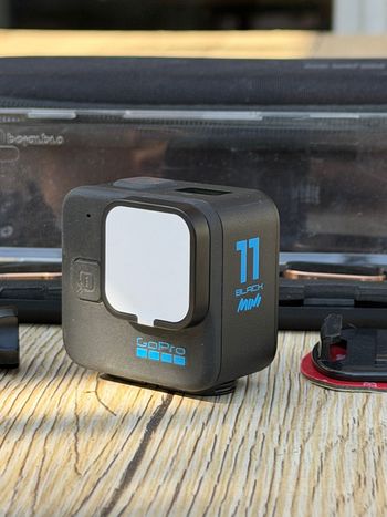 Used GoPro Hero11 Black Mini 2025 bike — image 2 of 2