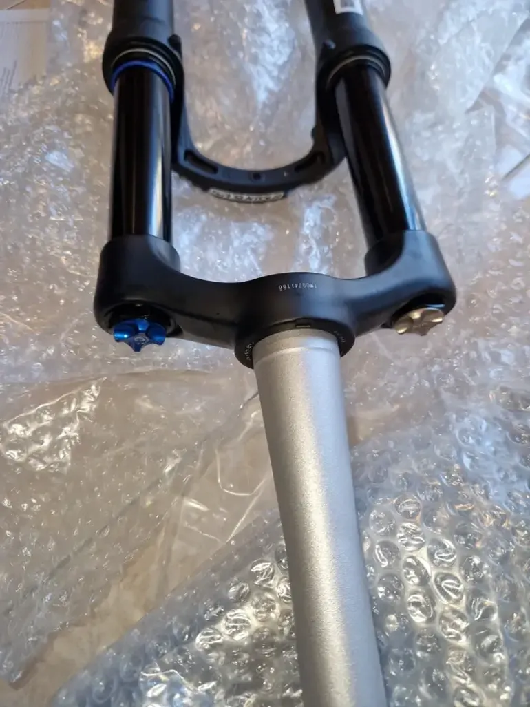 Brugt Sr Suntour AION35 Fork 2026 bike — billede 12 af 21