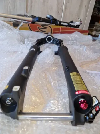 Brugt Sr Suntour AION35 Fork 2026 bike — billede 13 af 21