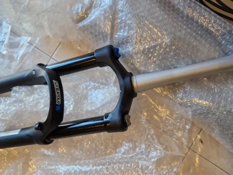 Brugt Sr Suntour AION35 Fork 2026 bike — billede 3 af 21