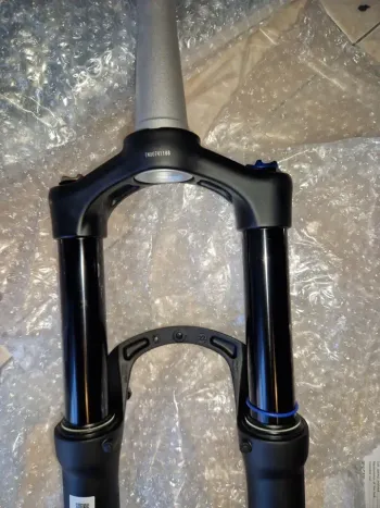 Brugt Sr Suntour AION35 Fork 2026 bike — billede 8 af 21