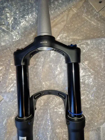 Używany Sr Suntour AION35 Fork 2026 bike — zdjęcie 8 z 21