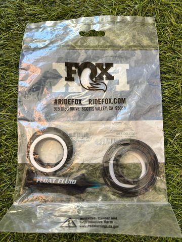 Brugt Fox Float Air Sleeve Rebuild Kit bike — billede 2 af 2
