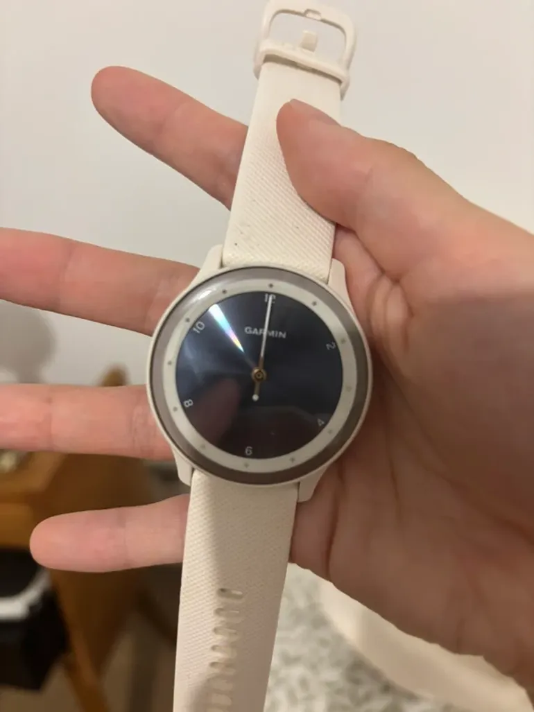 Garmin Vivomove sport bike usato — immagine 2 di 3