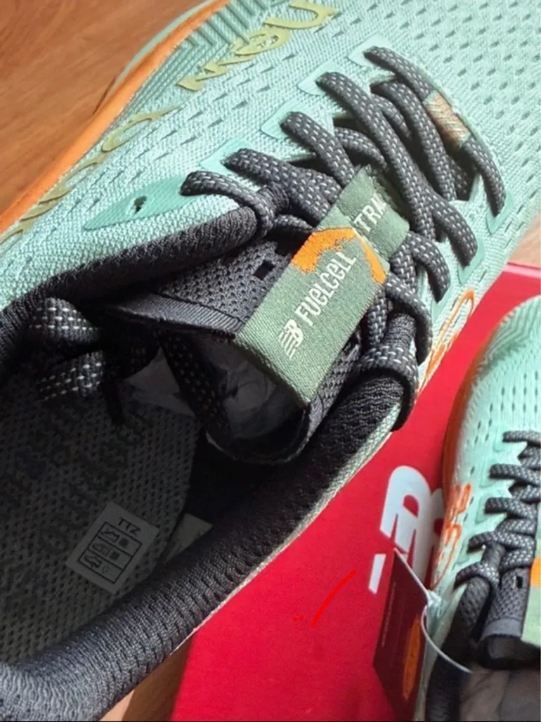 Used New Balance FuelCell SuperComp Trail bike — image 6 of 7