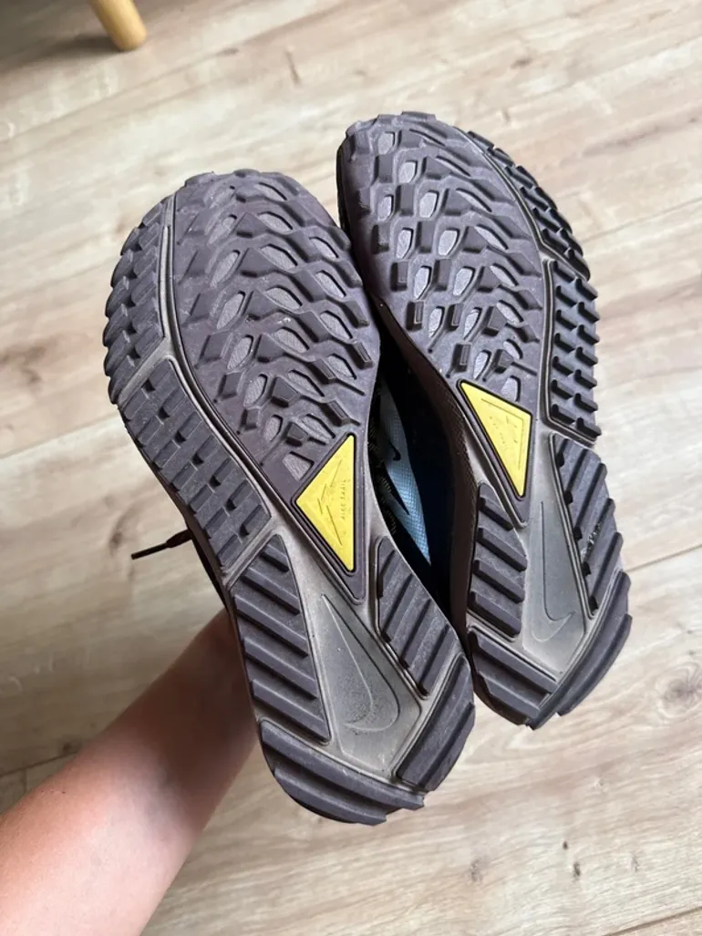 Nike Goretex Sneaker bike usato — immagine 2 di 4