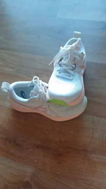 Tweedehands On Running Shoes Running Shoes