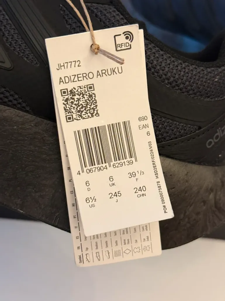 Used Lightweight Adizero Aruku 2024 bike — image 11 of 13