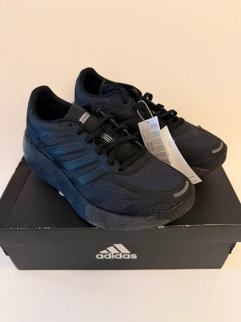 Used Lightweight Adizero Aruku 2024 bike — image 5 of 13