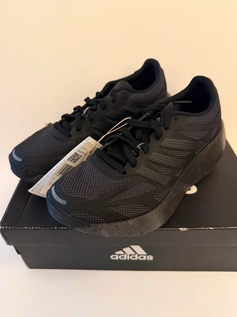 Used Lightweight Adizero Aruku 2024 bike — image 3 of 13