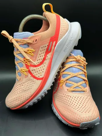 Used Pegasus Trail 4 Running Shoes