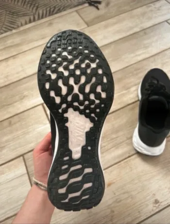 Tweedehands Nike Running Shoes bike — afbeelding 8 van 10