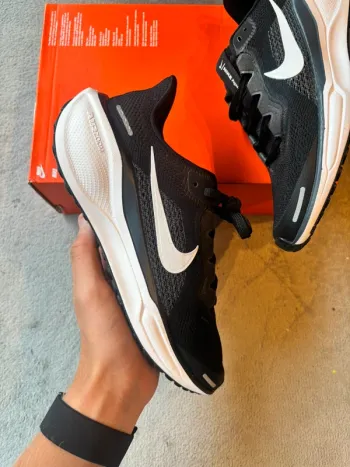 Tweedehands Pegasus Air Zoom 41 Running Shoes