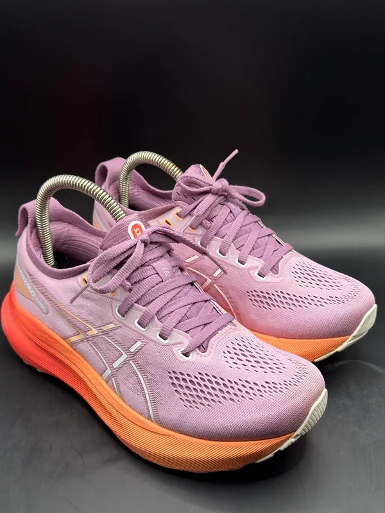 Asics Gel Kayano 31 bike d'occasion — image 2 sur 13
