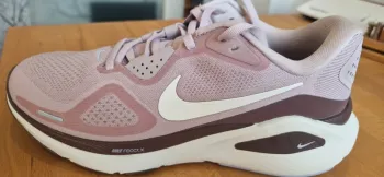 Tweedehands Nike Structure 26 Running Shoes