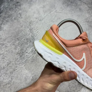 Used Nike React bike — image 3 of 10