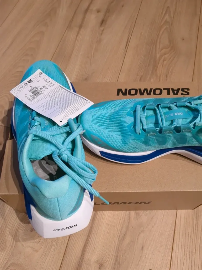 Used Salomon Running Shoes bike — image 3 of 4