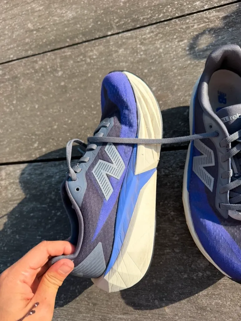 Used New Balance FuelCell Rebel V4 bike — image 2 of 10